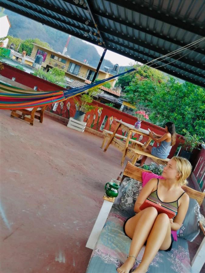 Mi Atardecer En Tepoz, Hostal テポストラン エクステリア 写真