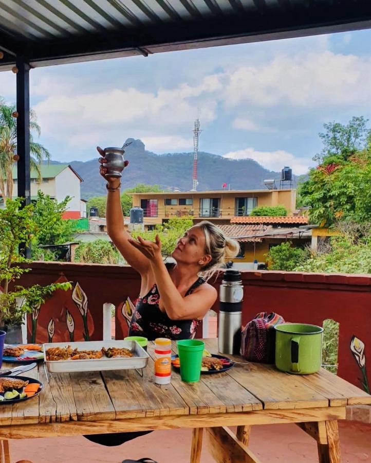 Mi Atardecer En Tepoz, Hostal テポストラン エクステリア 写真